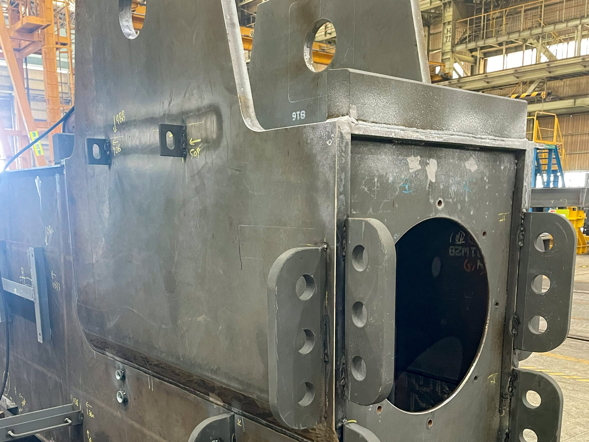 クレーン付帯部品